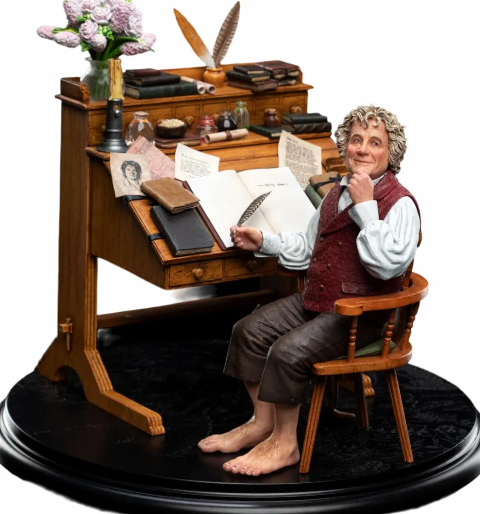 The Lord of the Rings - Bilbo Baggins at his Desk Classic Series 1/6th Scale Statue
