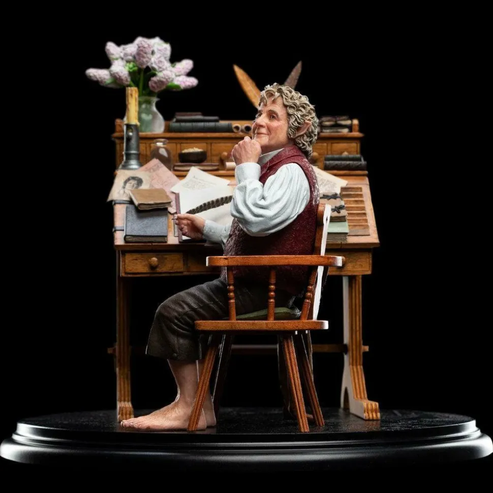 The Lord of the Rings - Bilbo Baggins at his Desk Classic Series 1/6th Scale Statue