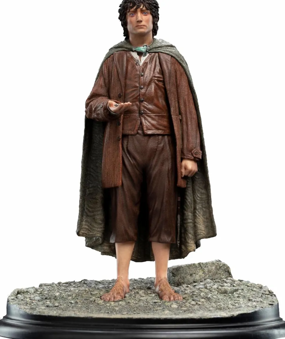 The Lord of the Rings - Frodo Baggins, Ringbearer Classic Series 1/6th Scale Statue