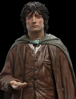 The Lord of the Rings - Frodo Baggins, Ringbearer Classic Series 1/6th Scale Statue