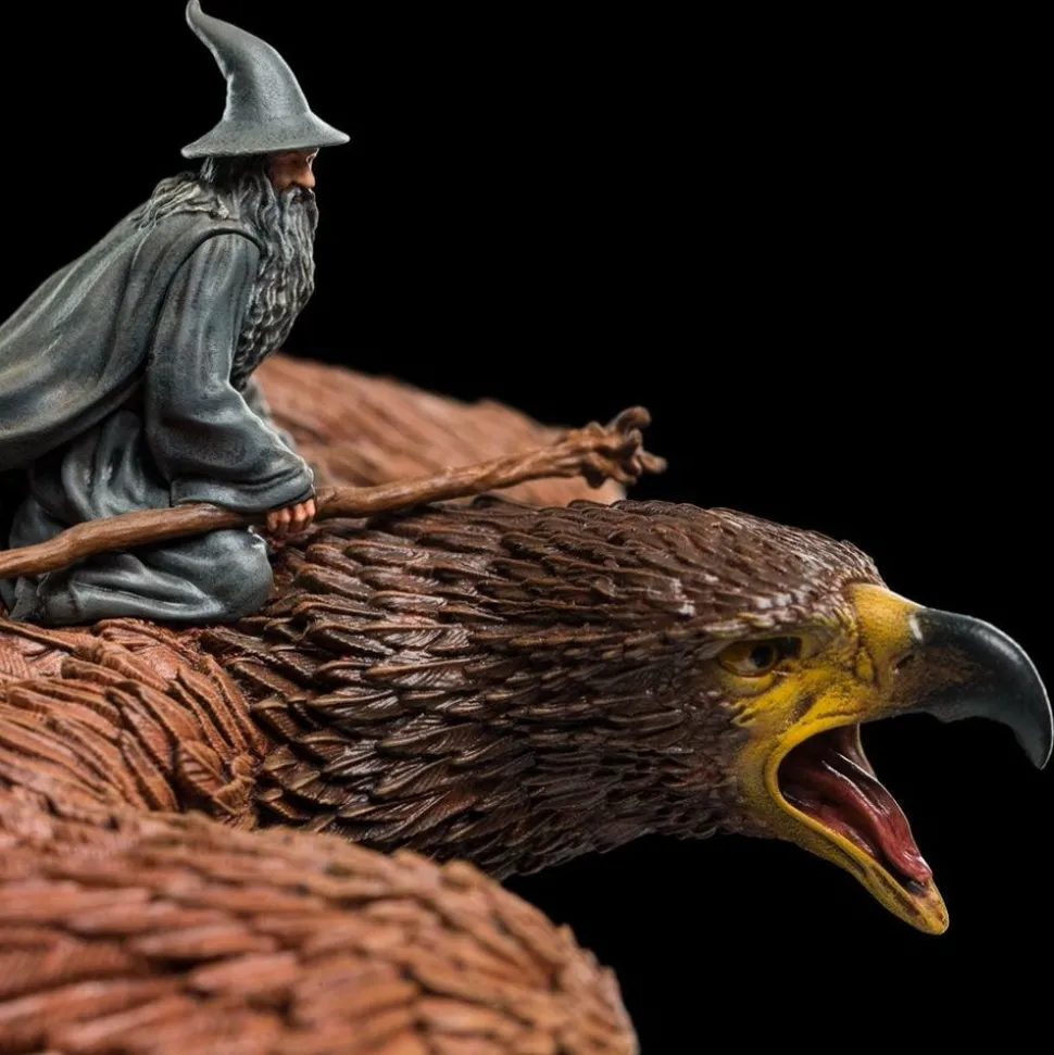 The Lord of the Rings - Gandalf on Gwaihir 6" Mini Statue