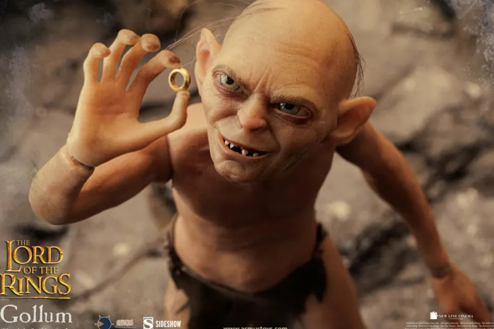 The Lord of the Rings - Gollum with the One Ring 1/6th Scale Action Figure