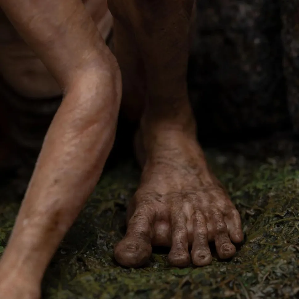 The Lord of the Rings - Gollum, Guide to Mordor 3" Mini Statue