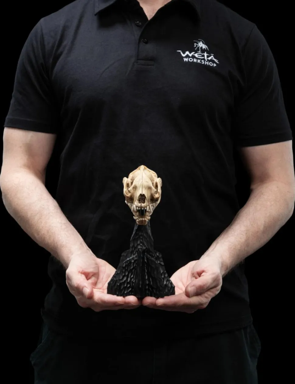The Lord of the Rings - Skull of a Warg 8" Scaled Replica Statue