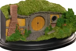 The Lord of the Rings - The Smial of Samwise Gamgee Hobbit Hole 4" Diorama Statue