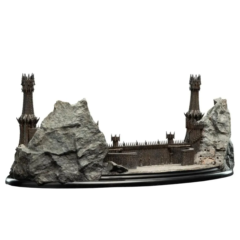 The Lord of The Rings - The Black Gate Environment 6" Diorama Statue
