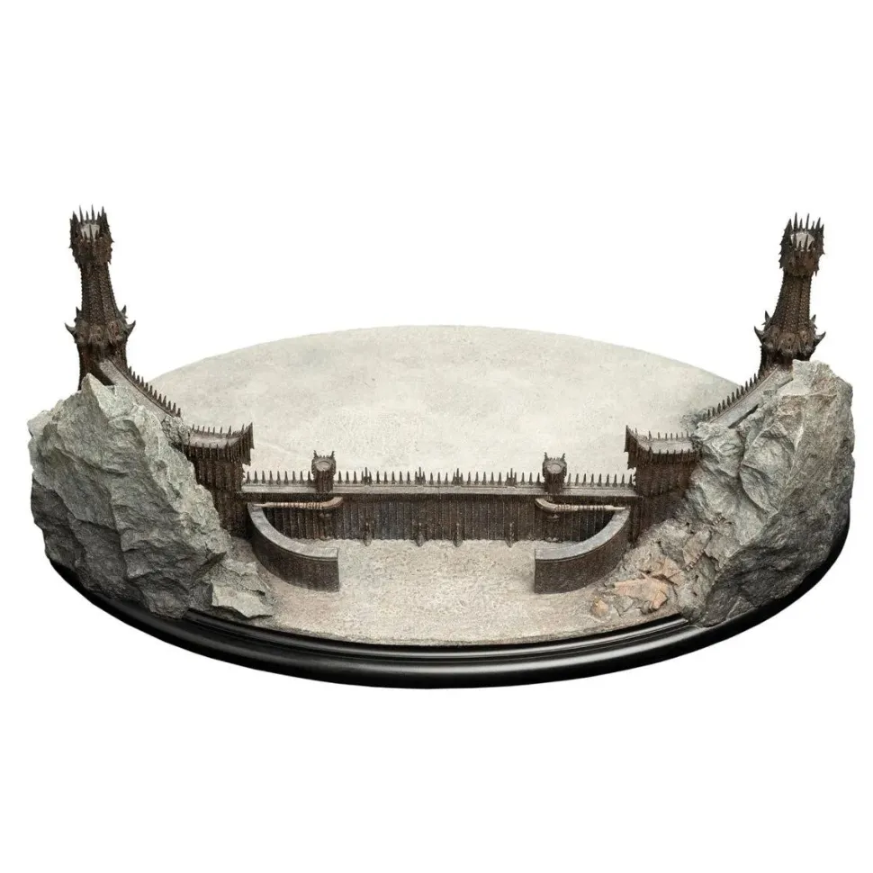 The Lord of The Rings - The Black Gate Environment 6" Diorama Statue