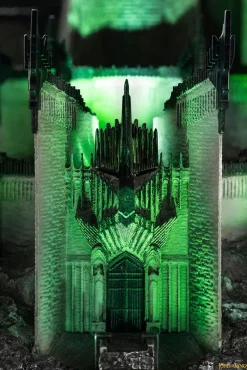 The Lord of the Rings - Witch-King of Angmar Art Mask 1:1 Scale Life-Size Helmet Replica
