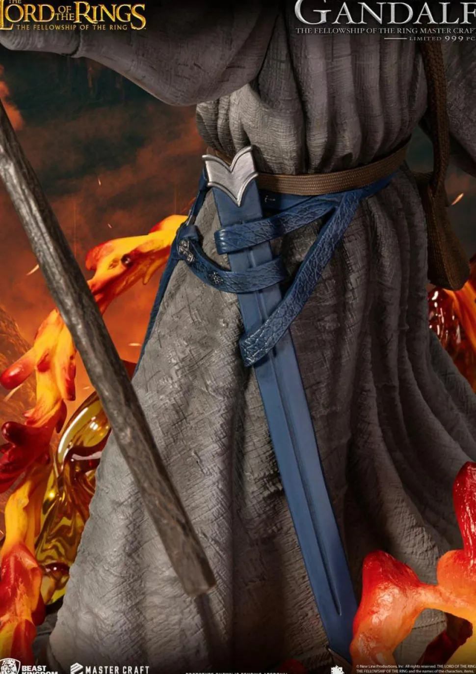 The Lord of the Rings: The Fellowship of the Ring - Gandalf Master Craft 22" Statue