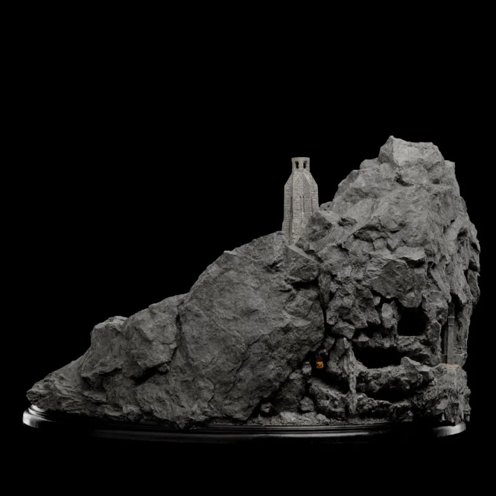 The Lord of the Rings: The Two Towers - Helm’s Deep 20th Anniversary 10” Diorama Statue