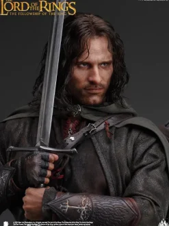 The Lord of the Rings: The Fellowship of the Ring - Aragorn Hyperreal 1/3 Scale Statue
