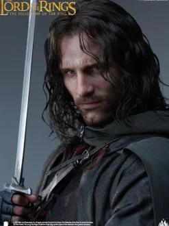 The Lord of the Rings: The Fellowship of the Ring - Aragorn Hyperreal 1/3 Scale Statue