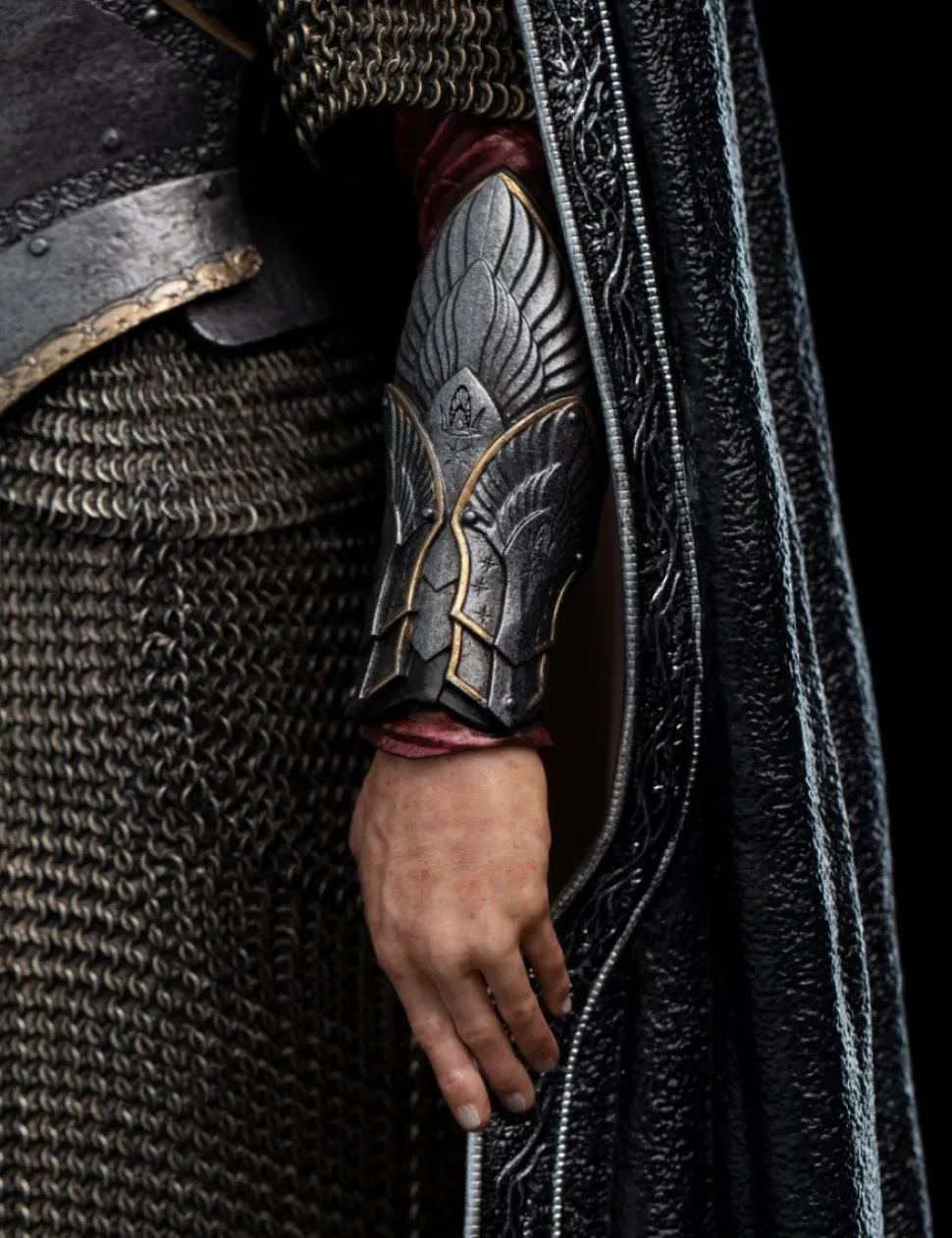 The Lord of the Rings: The Return of the King - King Aragorn 1/6th Scale Statue