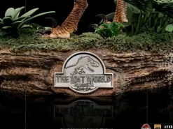 The Lost World: Jurassic Park - Velociraptor Deluxe 1/10th Scale Statue