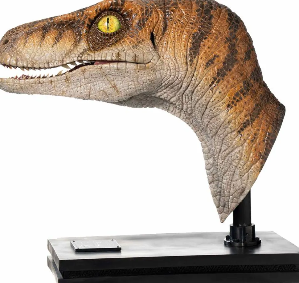 The Lost World: Jurassic Park - Male Velociraptor 1:1 Scale Life-Size Bust
