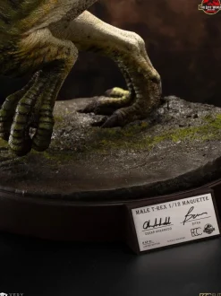 The Lost World: Jurassic Park - Tyrannosaur Buck (Male T-Rex) 1/12th Scale Maquette Statue