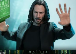 The Matrix Resurrections - Neo 1/6th Scale Hot Toys Action Figure (2022 Toy Fair Exclusive)
