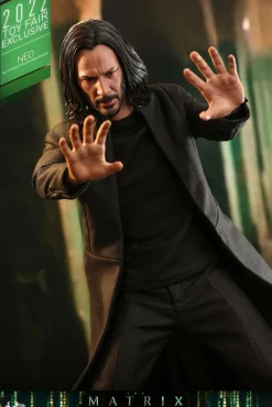 The Matrix Resurrections - Neo 1/6th Scale Hot Toys Action Figure (2022 Toy Fair Exclusive)