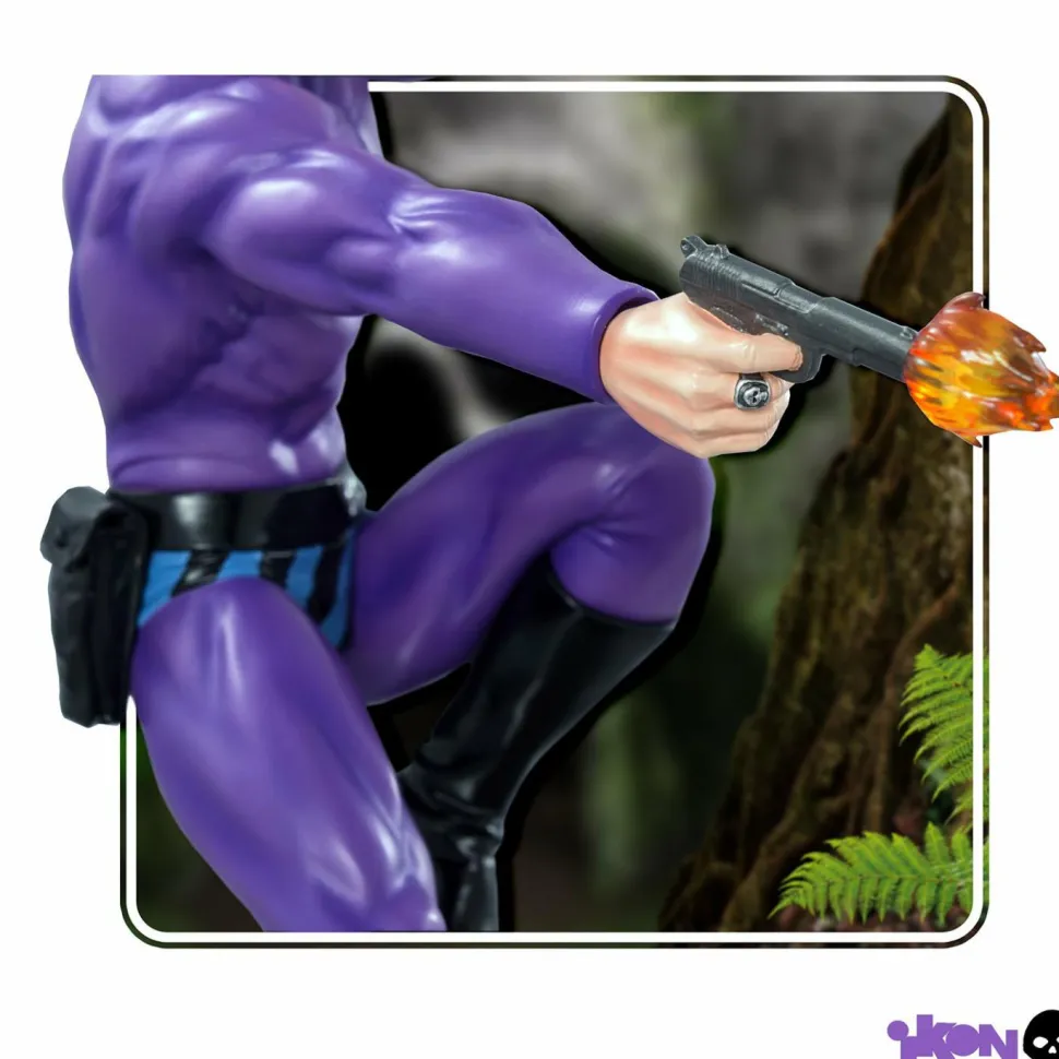 The Phantom - The Phantom and Devil 1/6th Scale Diorama Statue