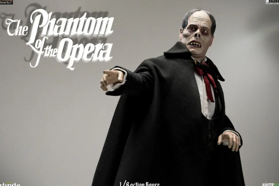The Phantom of the Opera (1925) - Lon Chaney as the Phantom of the Opera 1/6th Scale Action Figure