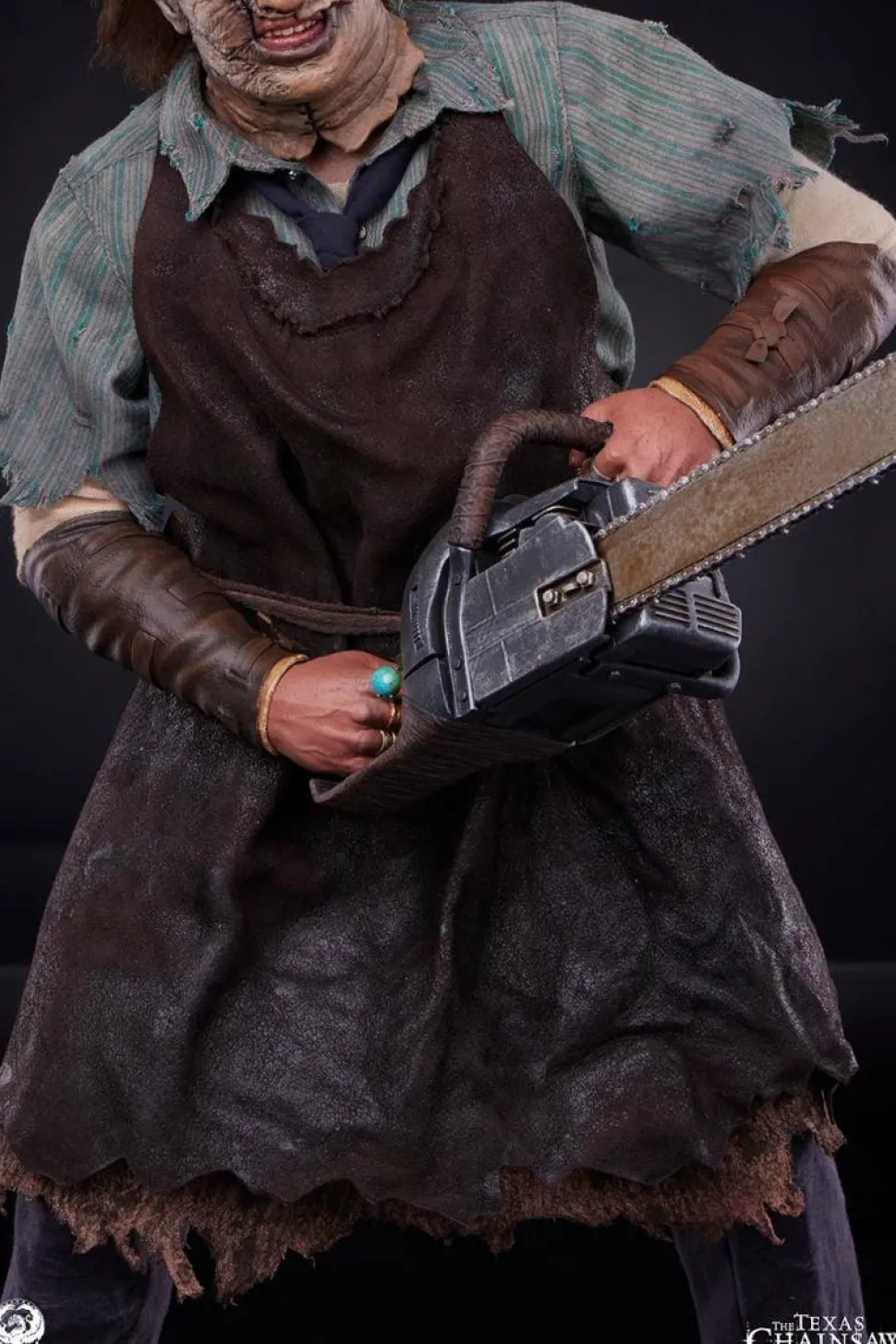 The Texas Chainsaw Massacre (2003) - Leatherface 1/4 Scale Statue
