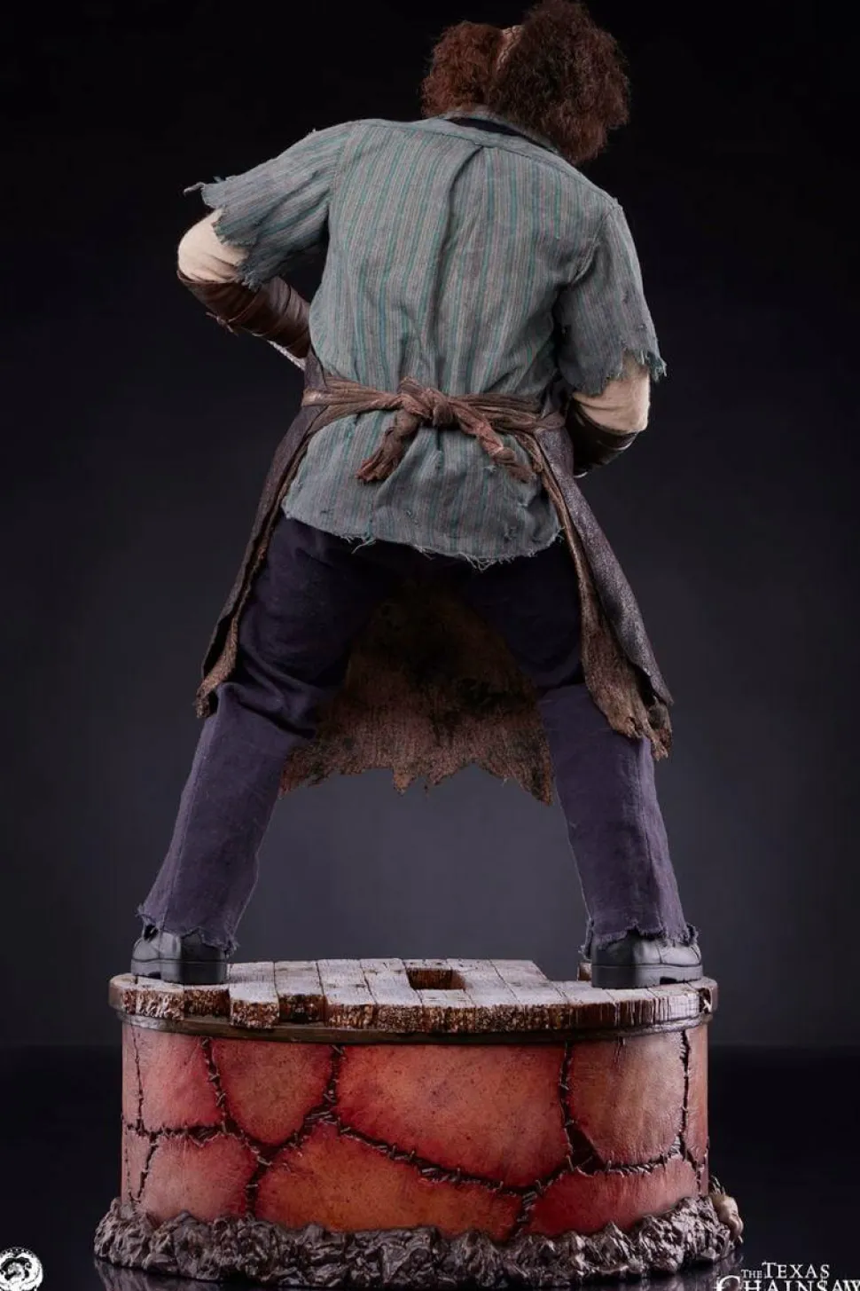 The Texas Chainsaw Massacre (2003) - Leatherface 1/4 Scale Statue