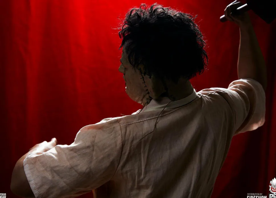 The Texas Chainsaw Massacre - Leatherface “The Butcher” 1/3 Scale Statue