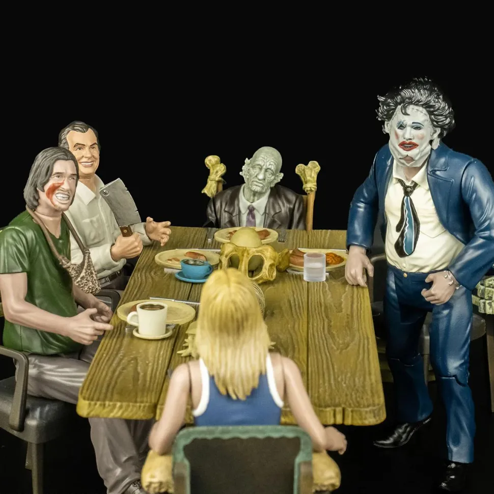 The Texas Chainsaw Massacre (1974) - Dinner Scene 5" Scale Action Figure Playset