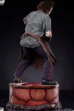 The Texas Chainsaw Massacre (2003) - Leatherface Deluxe 1/4 Scale Statue