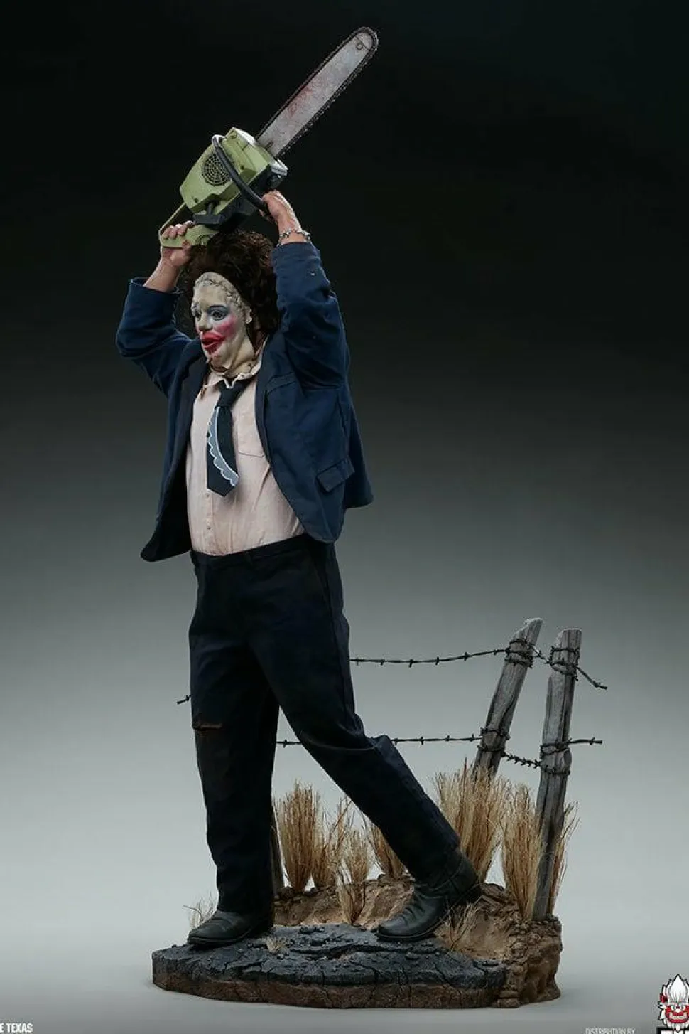 The Texas Chainsaw Massacre - Leatherface “Pretty Woman Mask” 1/3 Scale Statue