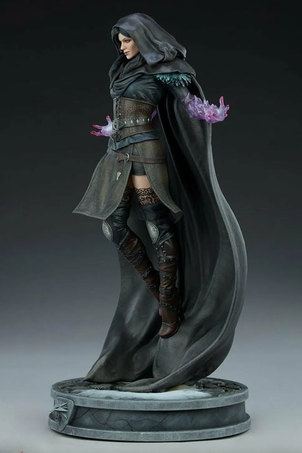The Witcher 3: Wild Hunt - Yennefer 19” Statue