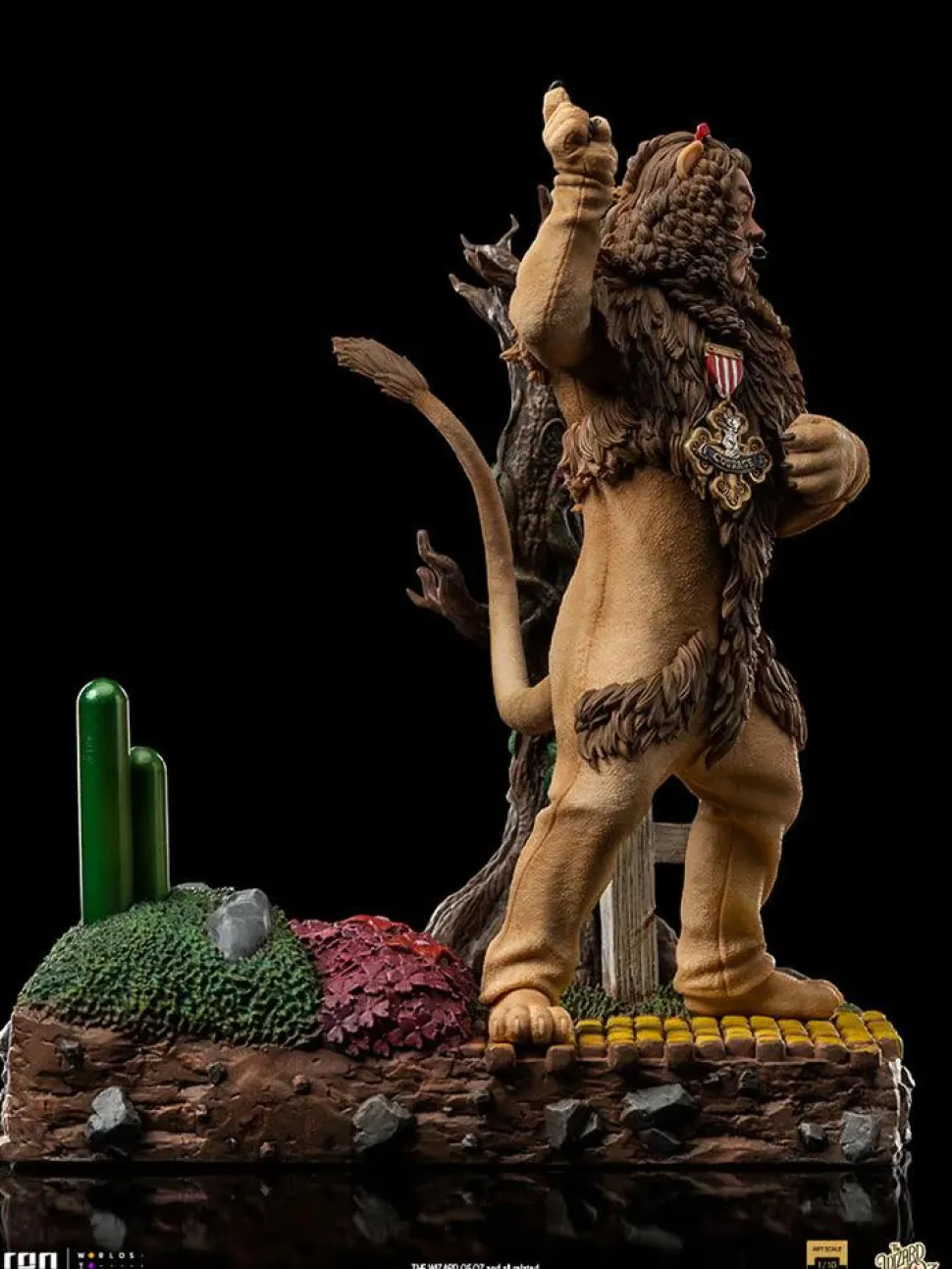 The Wizard of Oz - Cowardly Lion Deluxe 1/10th Scale Statue