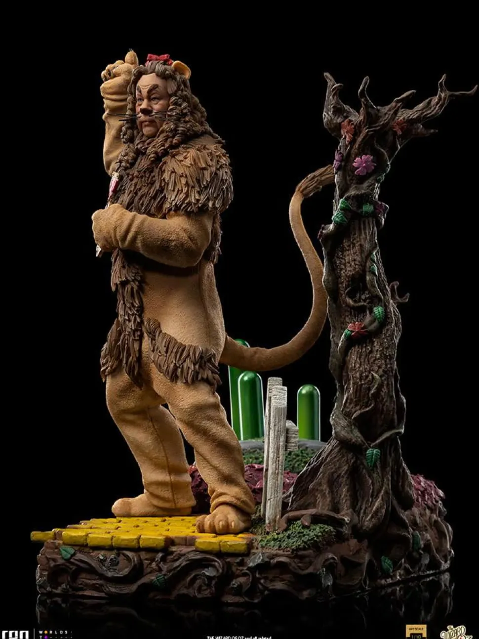 The Wizard of Oz - Cowardly Lion Deluxe 1/10th Scale Statue