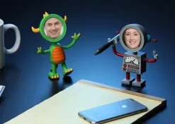Think Geek - Giant Robot and Monster Photo Frames (Set of 2)