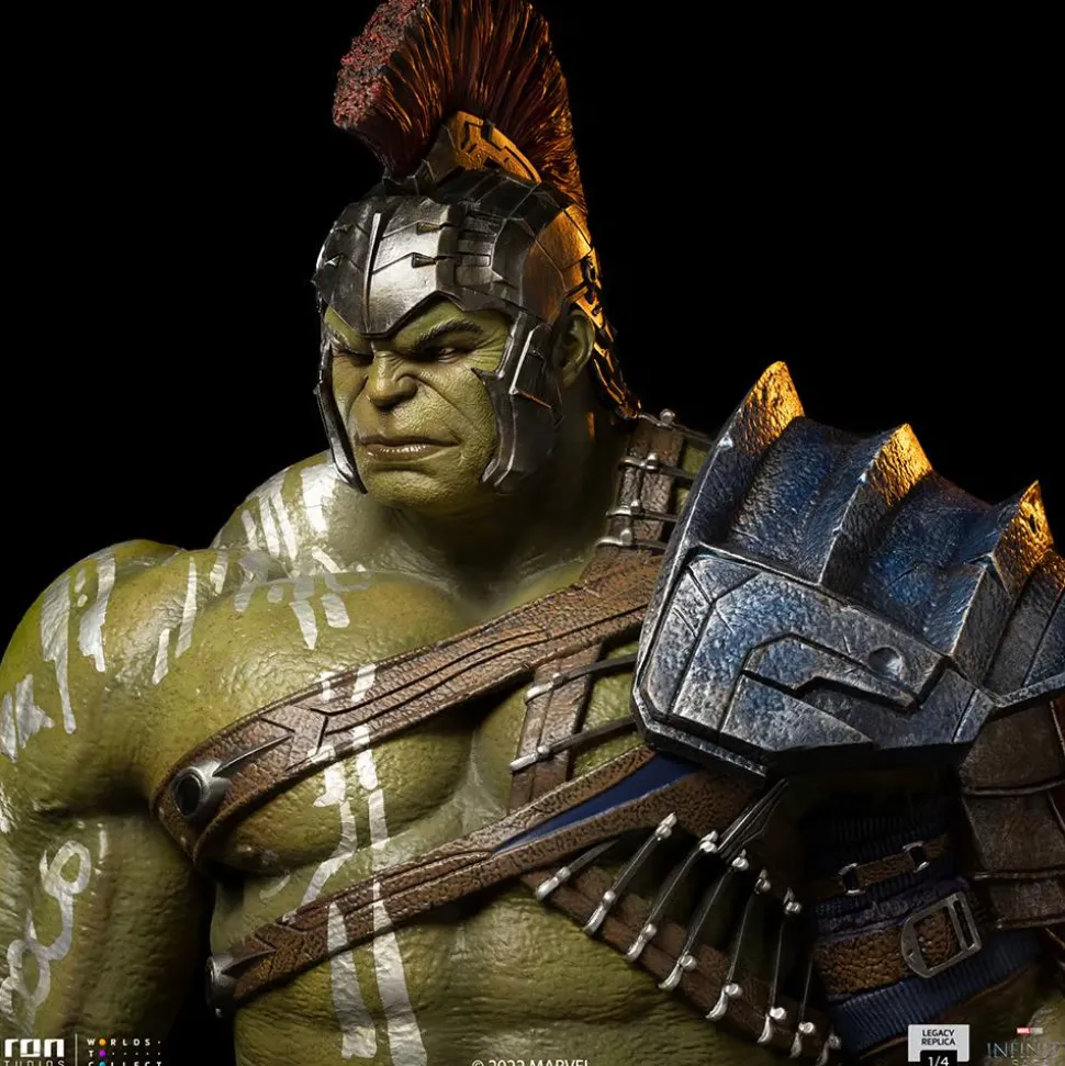 Thor 3: Ragnarok - Gladiator Hulk Infinity Saga Legacy Replica 1/4 Scale Statue