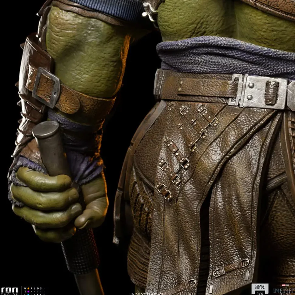 Thor 3: Ragnarok - Gladiator Hulk Infinity Saga Legacy Replica 1/4 Scale Statue