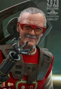 Thor 3: Ragnarok - Stan Lee Cameo 1/6th Scale Hot Toys Action Figure (2020 Toy Fair Exclusive)