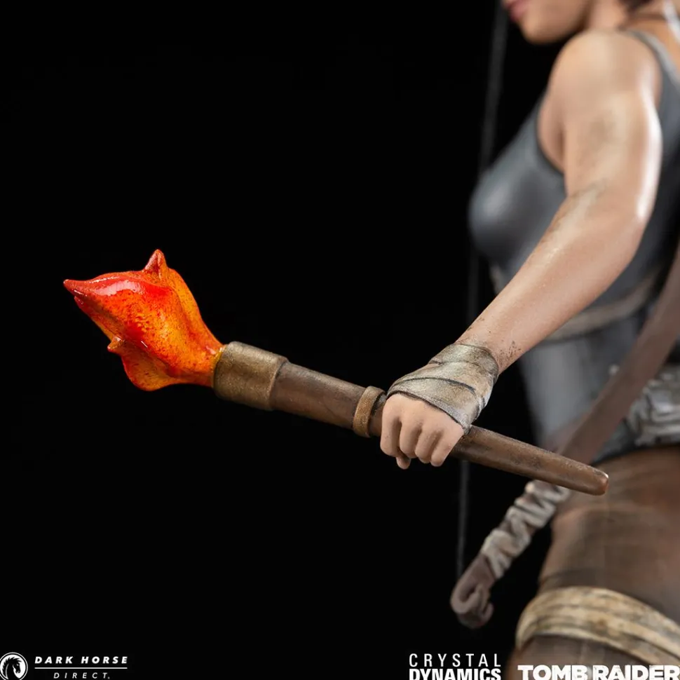 Tomb Raider - Lara Croft (Survivor Era) 11" Statue