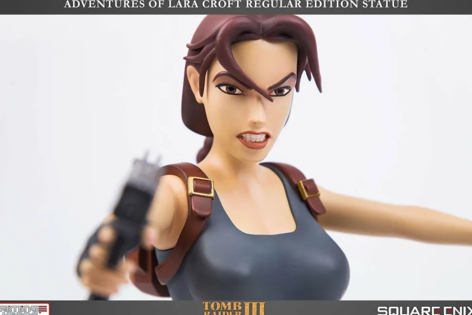 Tomb Raider III: The Adventures of Lara Croft - Lara Croft 12” Statue