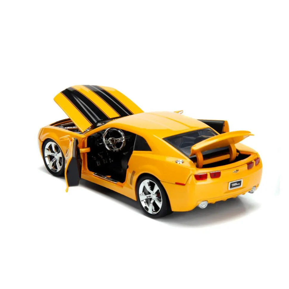 Transformers (2007) - Bumblebee 2006 Chevy Camaro Concept with Medallion Hollywood Rides 1/24th Scale Die-Cast Vehicle Replica