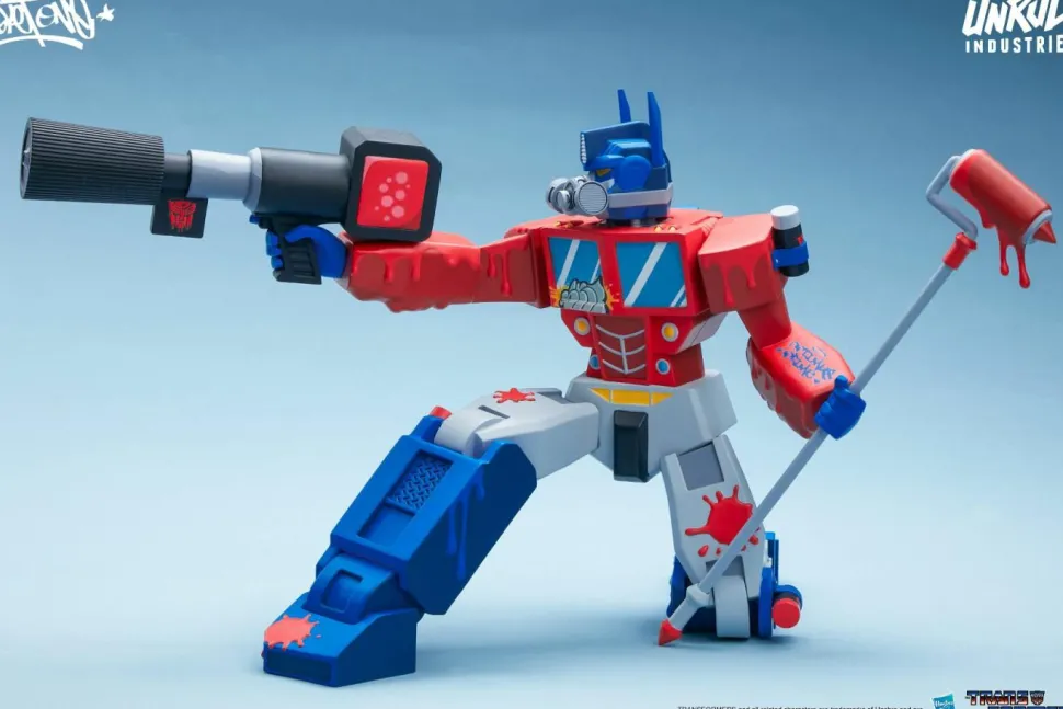 Transformers - Optimus Prime 9” Vinyl Figure by Sket One