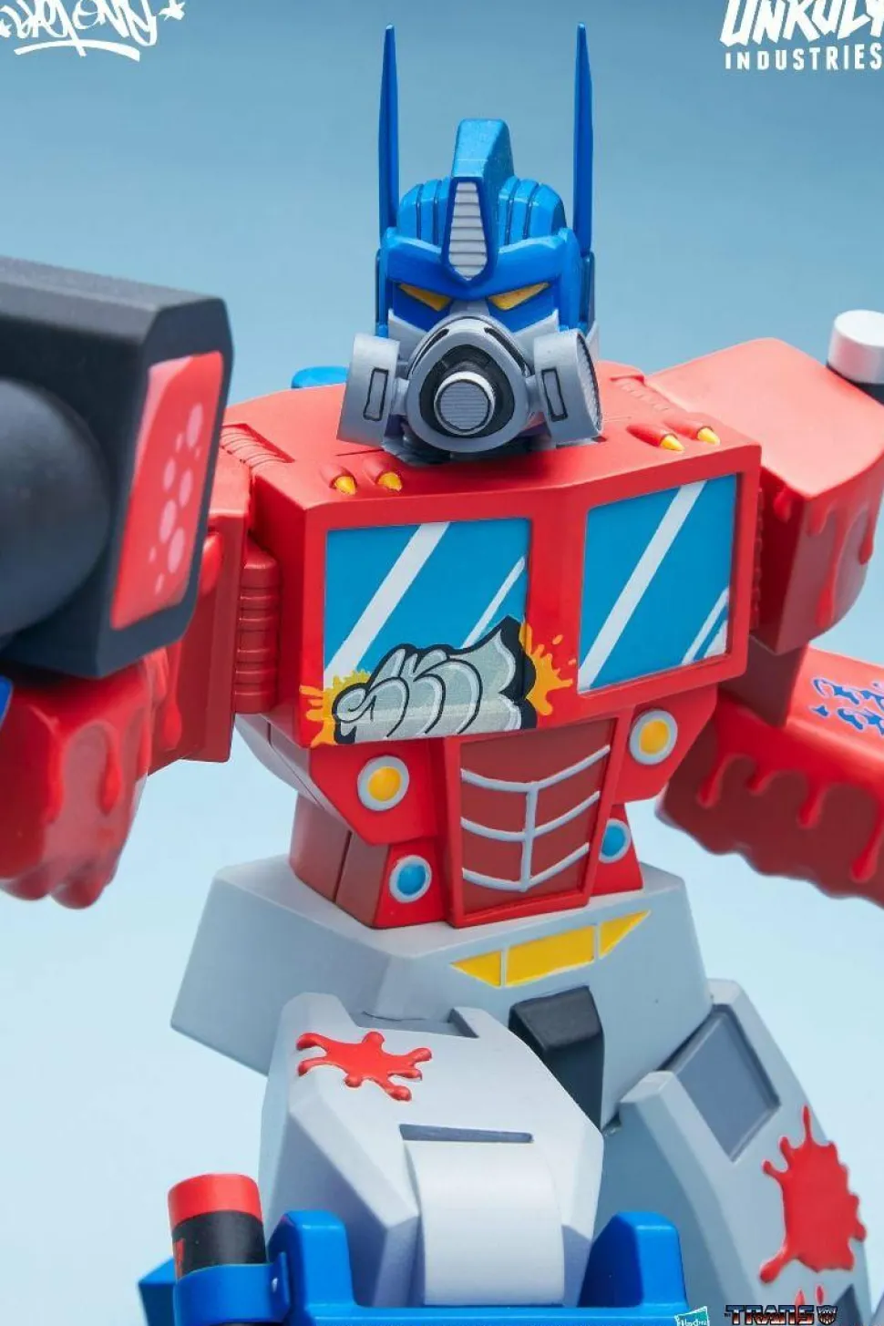 Transformers - Optimus Prime 9” Vinyl Figure by Sket One