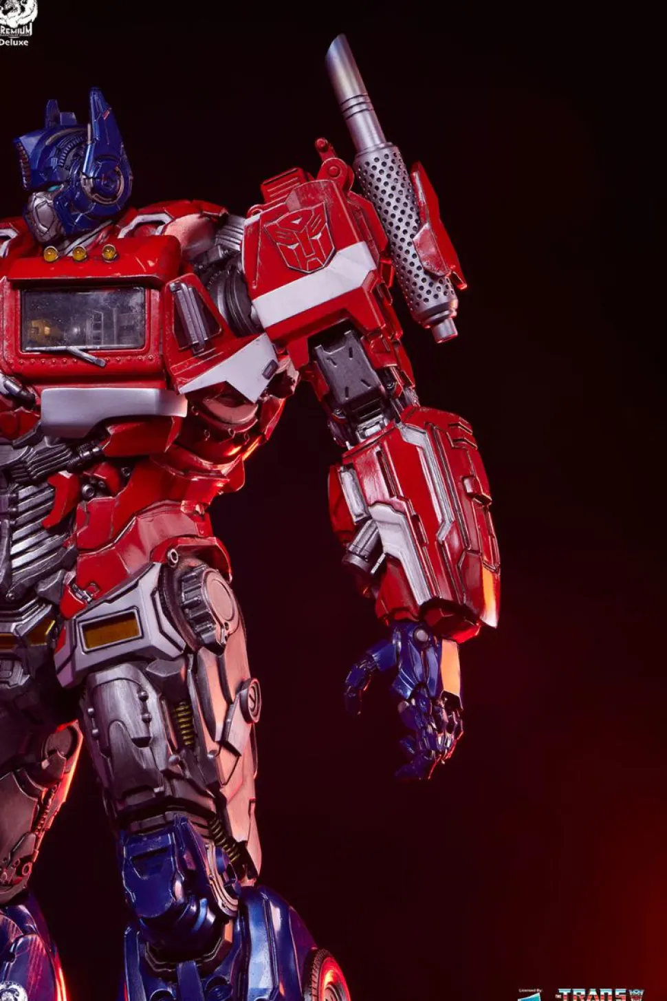 Transformers - Optimus Prime Deluxe 28" Museum Scale Statue