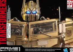 Transformers: Generation 1 - Optimus Prime Gold Version 24” Statue