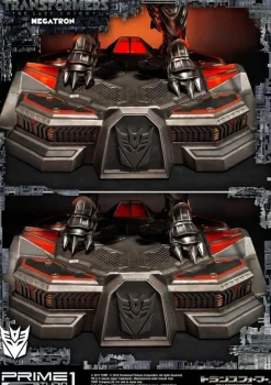 Transformers: The Last Knight - Megatron 30” Statue (Int Sales Only)