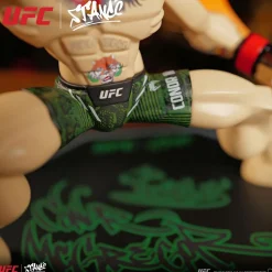 UFC - Conor McGregor with Victory Flag Limited Edition 7