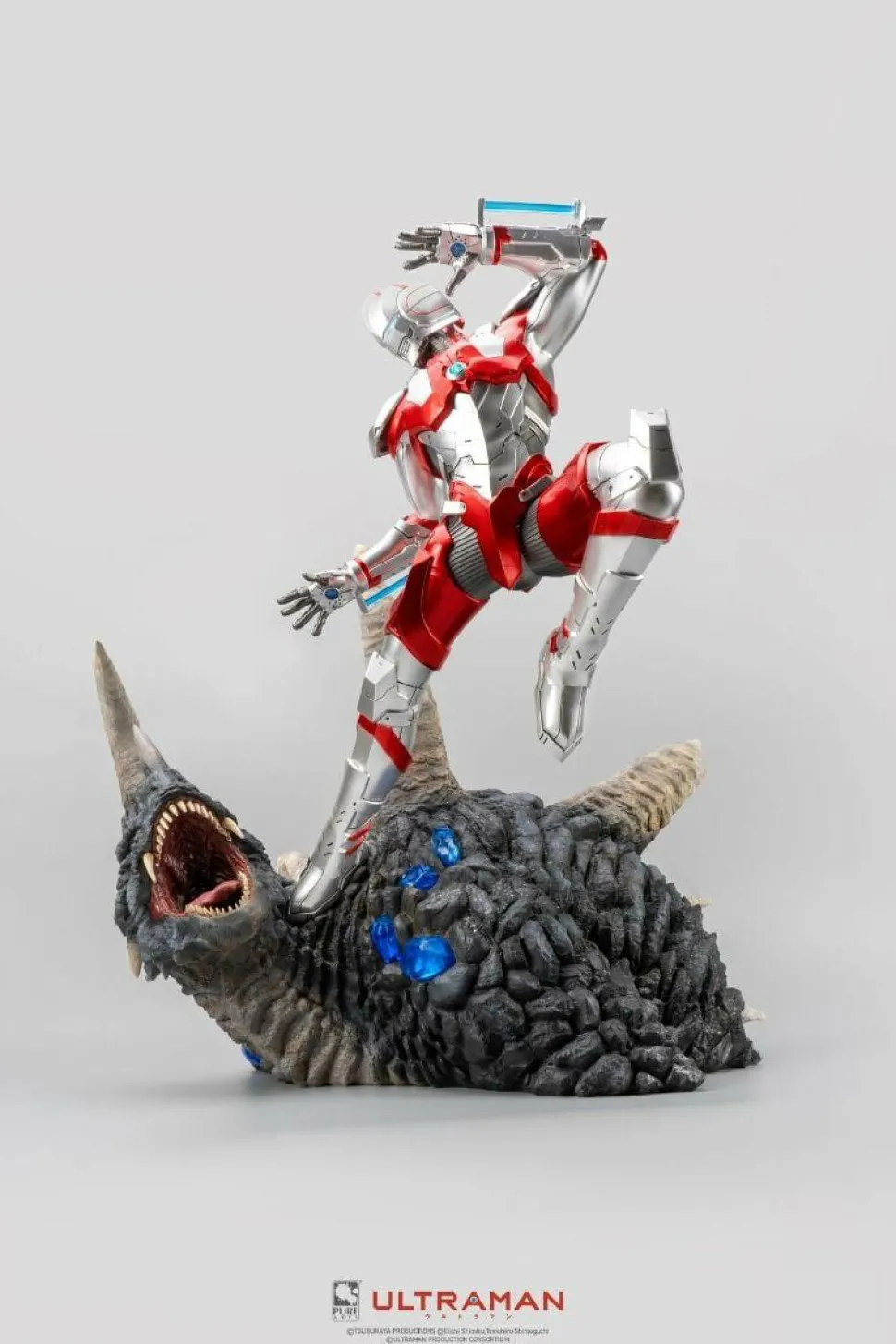 Ultraman - Ultraman vs Black King 1/4 Scale Statue (Int Sales Only)