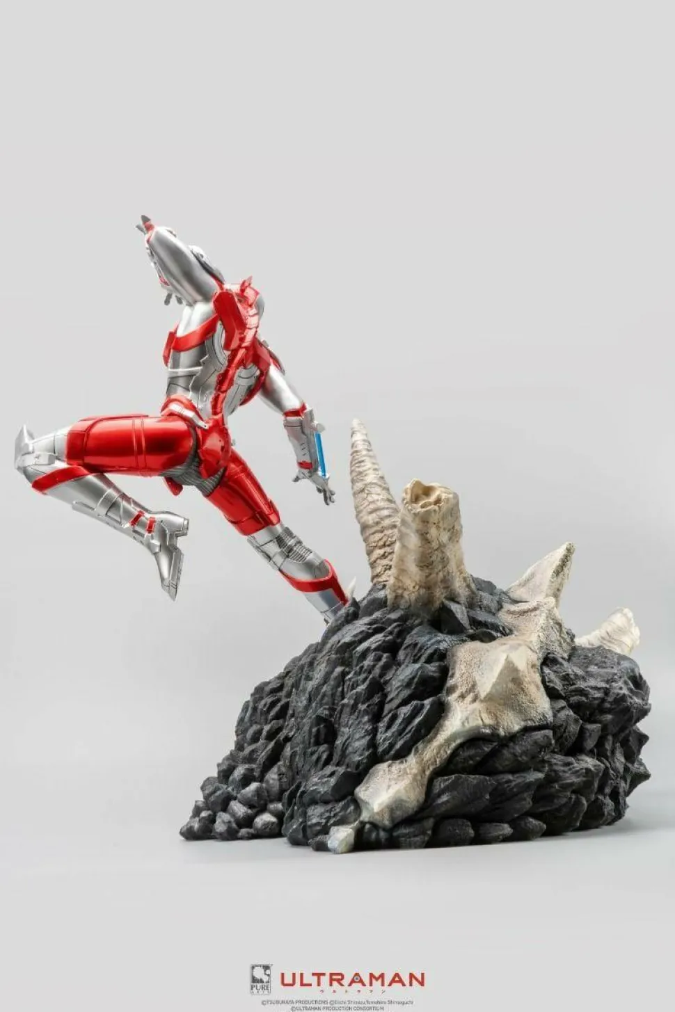 Ultraman - Ultraman vs Black King 1/4 Scale Statue (Int Sales Only)