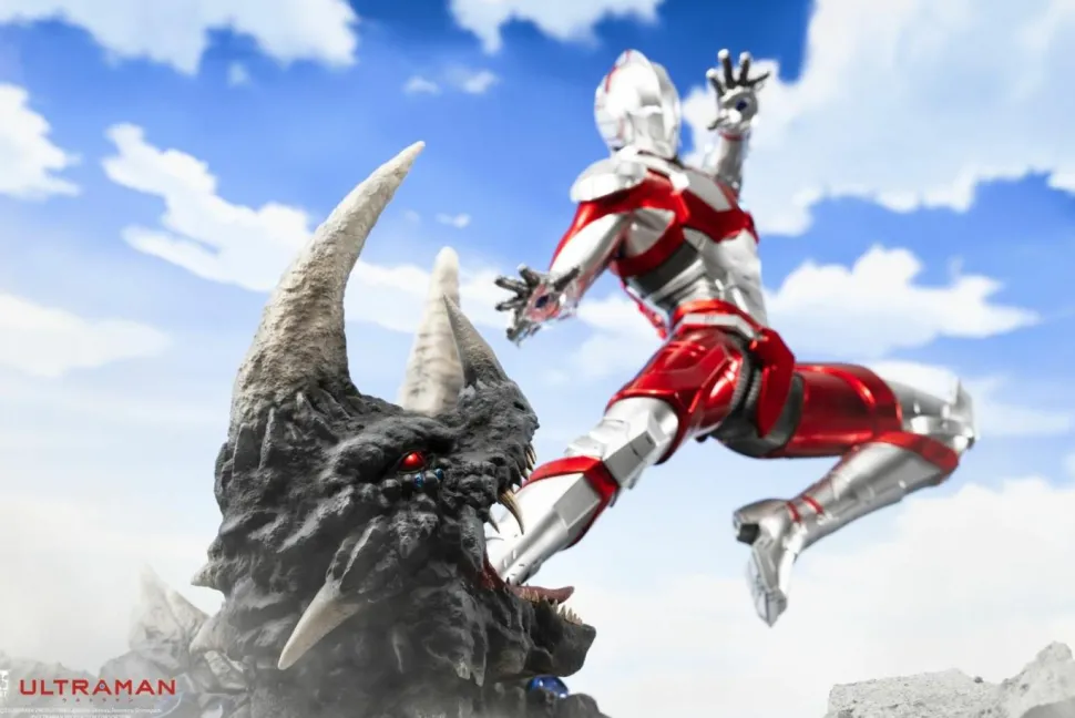 Ultraman - Ultraman vs Black King 1/4 Scale Statue (Int Sales Only)