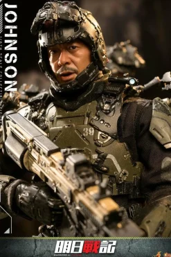 Warriors of Future (2022) - Commander Johnson 1/6th Scale Hot Toys Action Figure